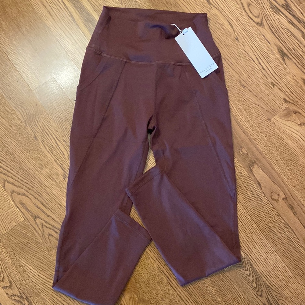 Allfenix pocket legging, size small